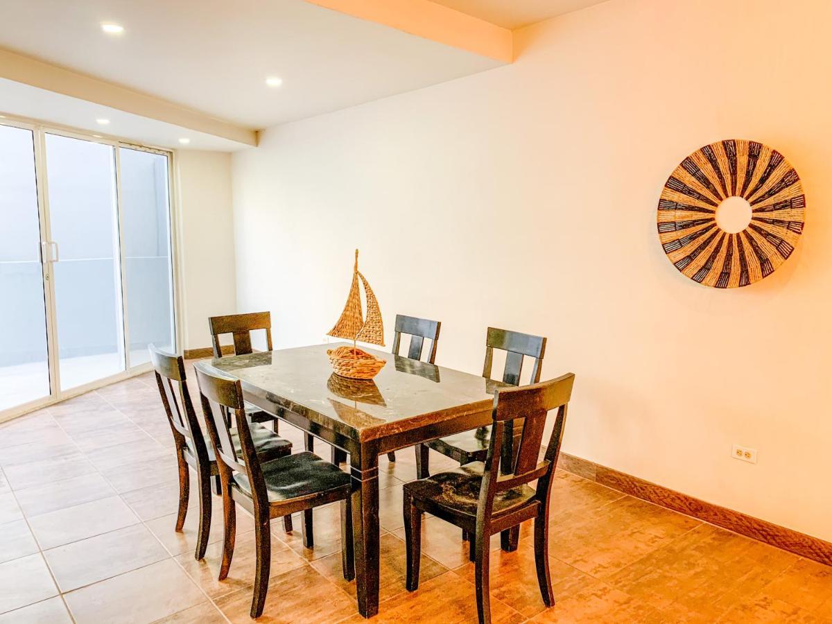 Beautiful 3 Bdr 2,5 Bath- Steps From Beach W/Pkg Tijuana Exterior photo