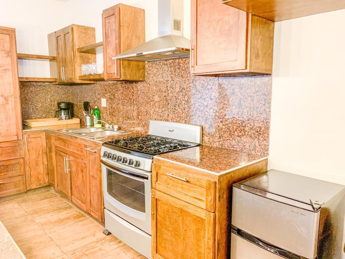Beautiful 3 Bdr 2,5 Bath- Steps From Beach W/Pkg Tijuana Exterior photo