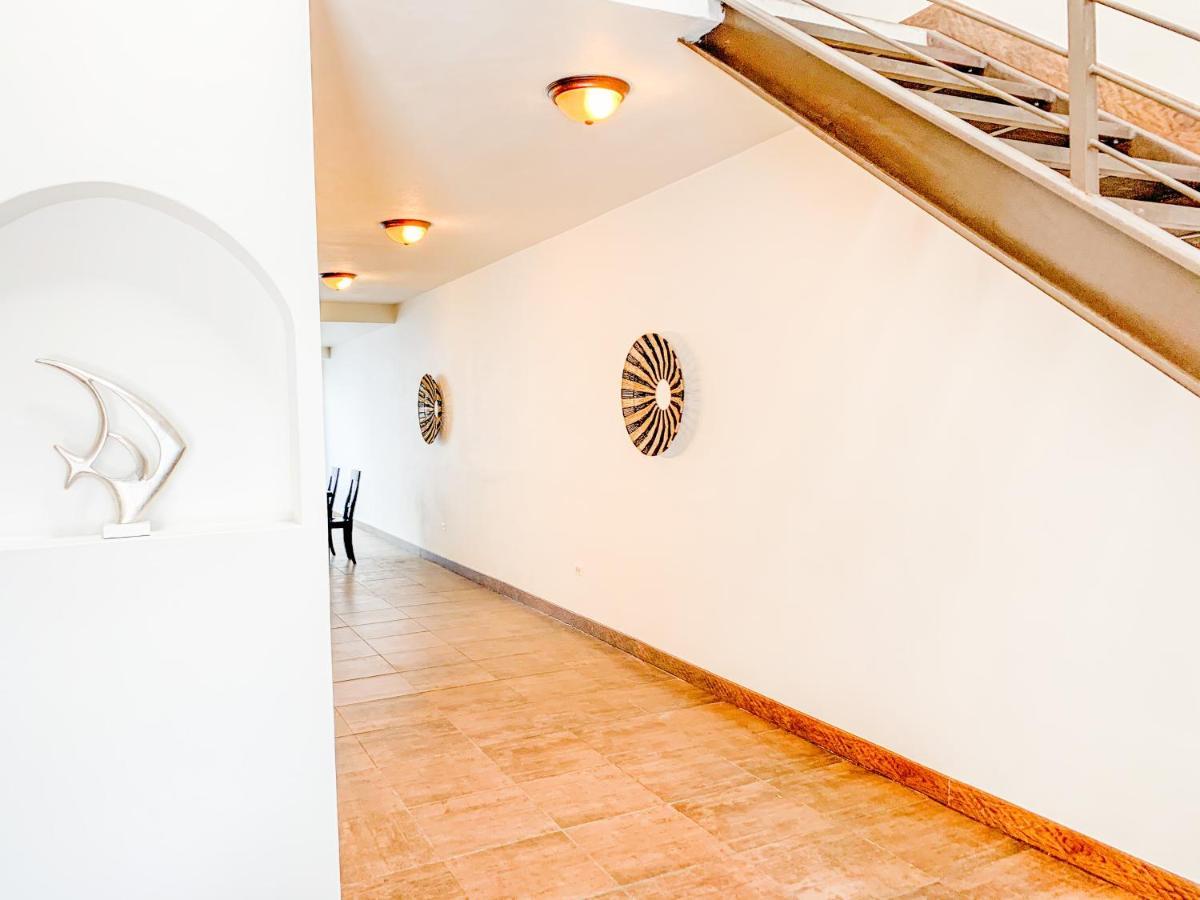 Beautiful 3 Bdr 2,5 Bath- Steps From Beach W/Pkg Tijuana Exterior photo